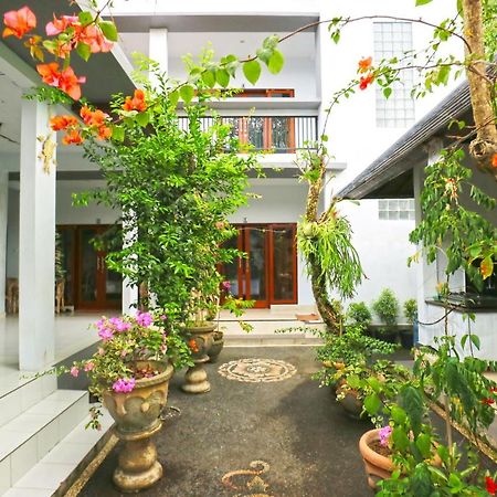 Ibus Room Canggu Exterior photo